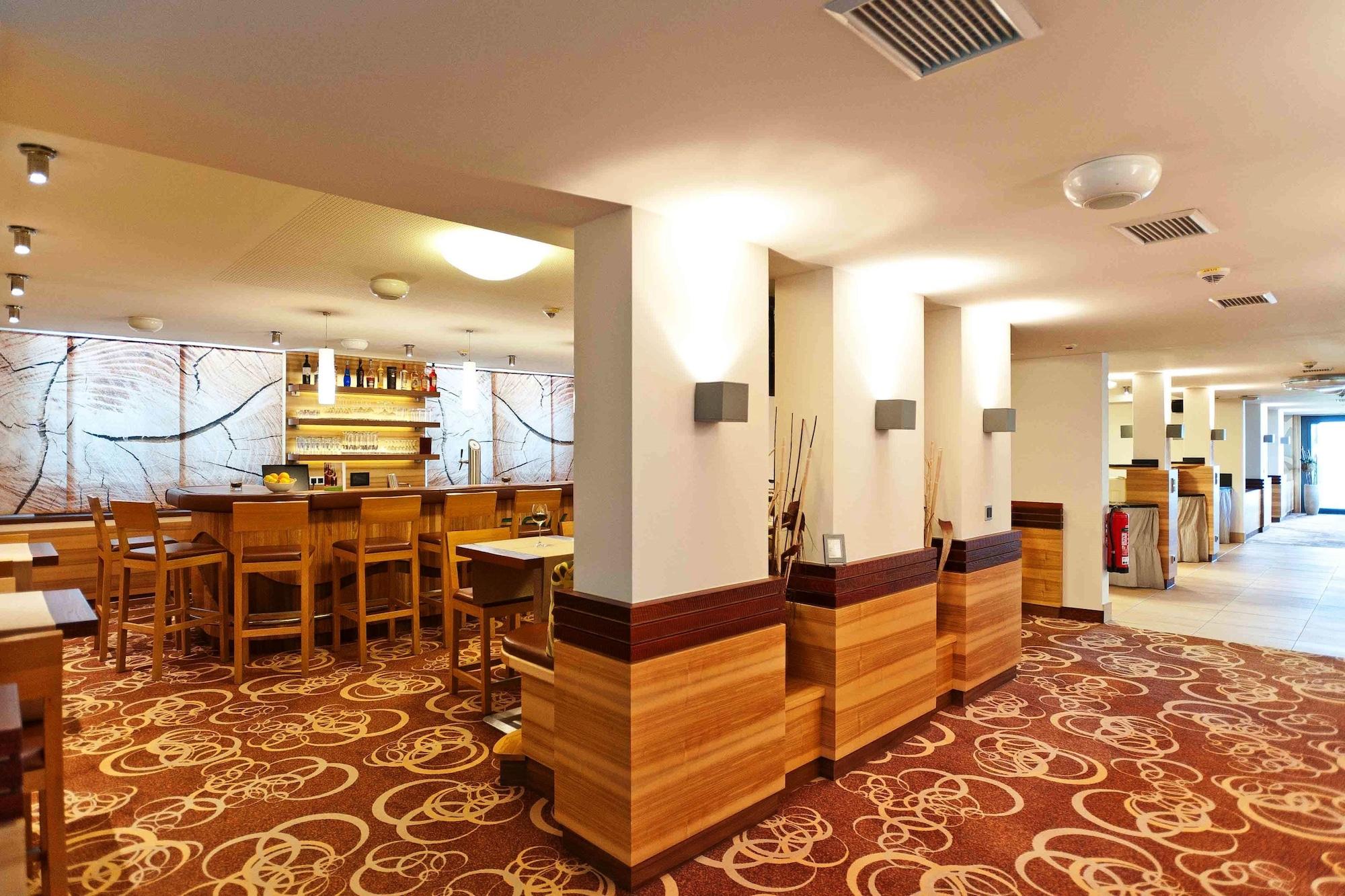 Hotel Bildungsblick Kirchseeon エクステリア 写真