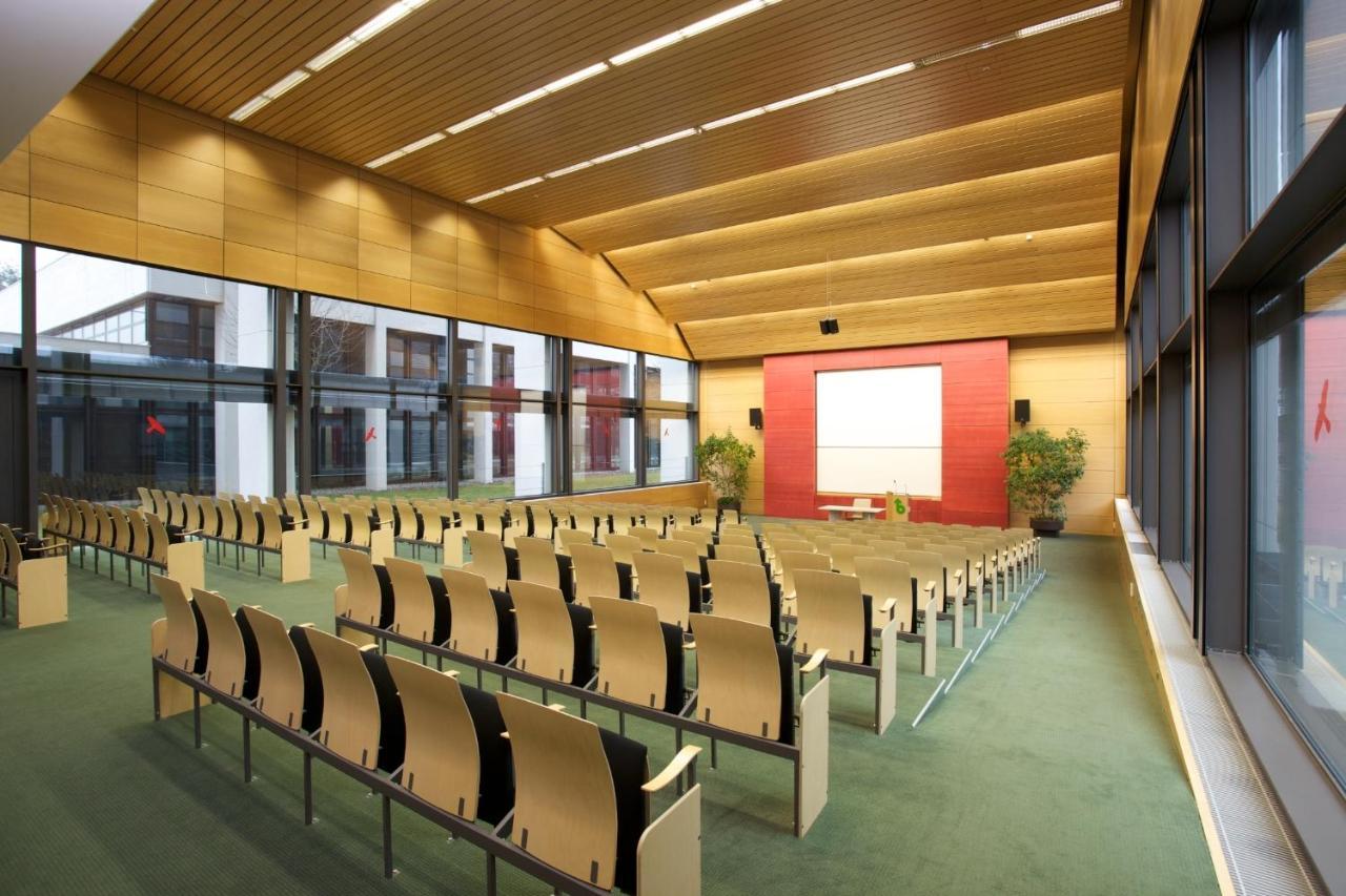 Hotel Bildungsblick Kirchseeon エクステリア 写真