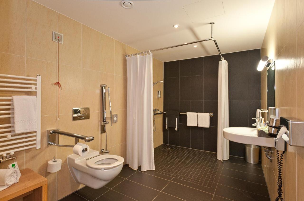 Hotel Bildungsblick Kirchseeon エクステリア 写真