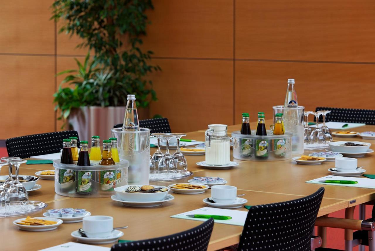 Hotel Bildungsblick Kirchseeon エクステリア 写真