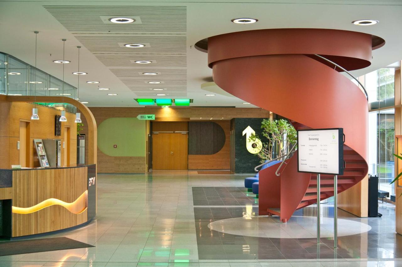 Hotel Bildungsblick Kirchseeon エクステリア 写真